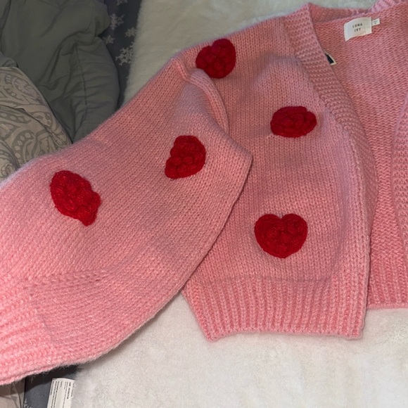 New Heart 3D Cardigan Sweater ~ Sweetest  Knit Valentine's Day ♥️♥️ - Picture 4 of 11